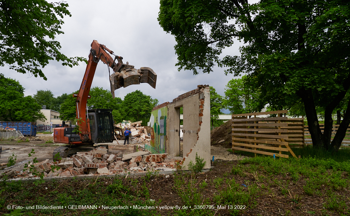 13.05.2022 - Baustelle am Haus für Kinder in Neuperlach